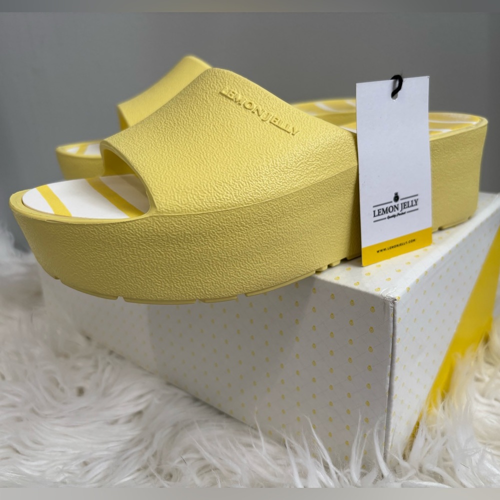 Lemon Jelly Solis Platform Slide Sandals